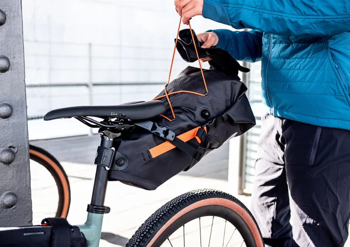 Seat pack 11L black