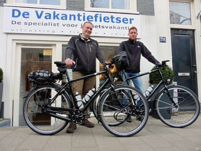 Hielke en Vincent met hun 2 mooie Gaastra Fytsen