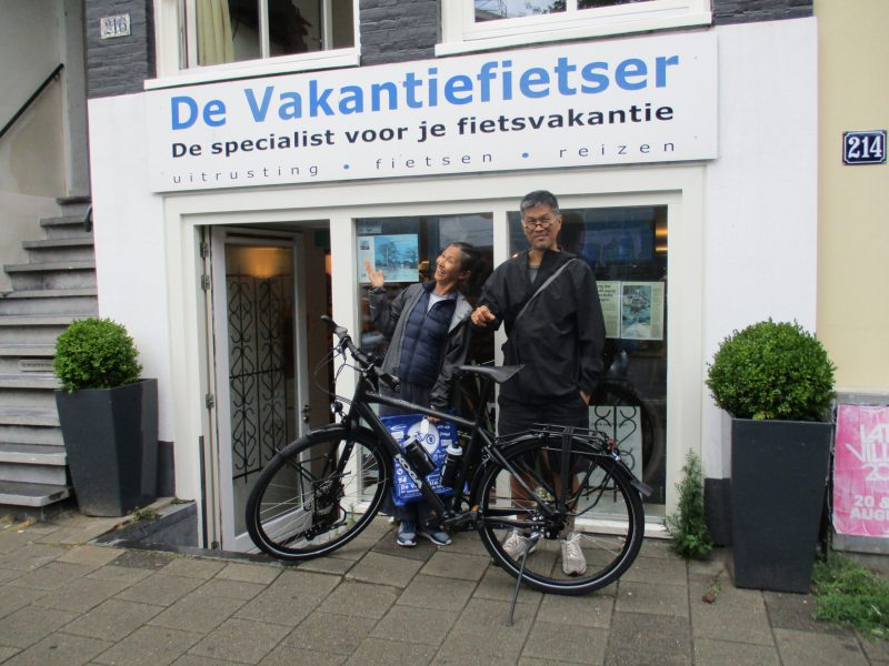 koga-worldtravellers-heren-zwart-rohloff-riem-teerachai-2.jpg