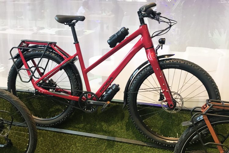 koga-wts-worldtraveller-signature-mixte-siena-red-sienna-rood-2023-scaled