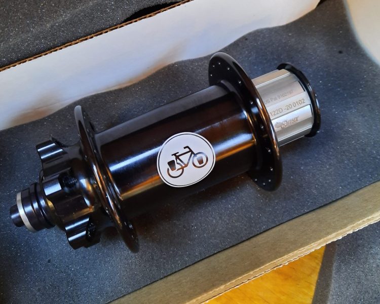 onyx-achternaaf-logo-vakantiefietser-e1611074801557