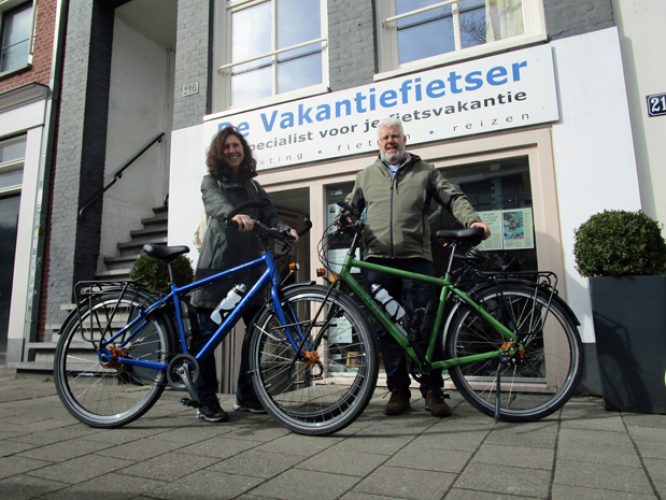 santos-travellite-travelmaster-3-heren-rohloff-riem-groen-blauw-berrie-corine.jpg