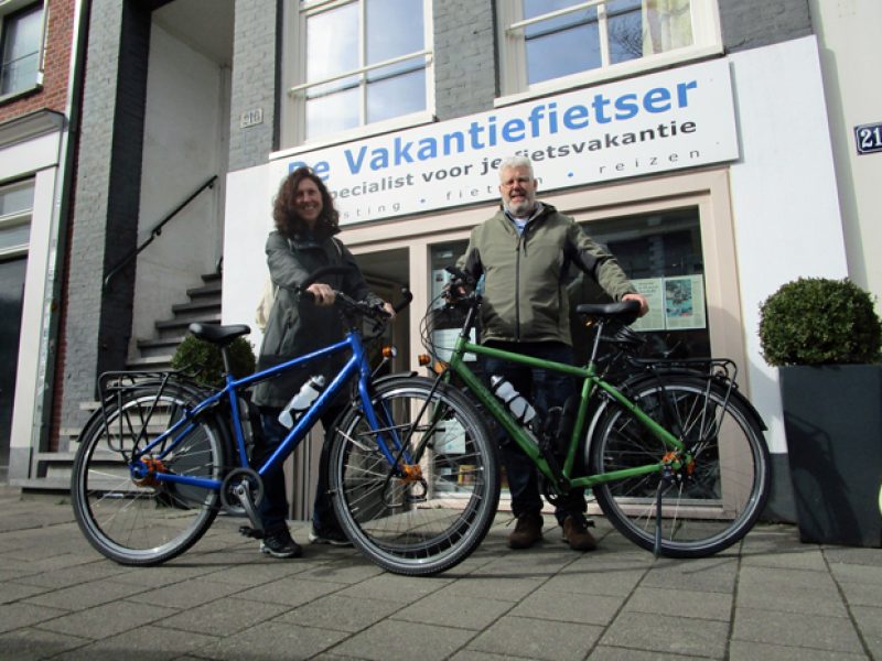 santos-travellite-travelmaster-3-heren-rohloff-riem-groen-blauw-berrie-corine.jpg