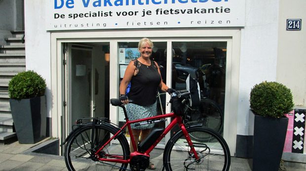 wts-e-wts-worldtraveller-signature-heren-rood-rohloff-riem-greet-620x348